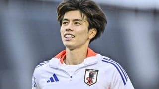 「無双だ」「まじで碧すげえな」リーズ田中碧の2戦連続POTM選出＆縦横自在のプレー集に反響！「完全にリーズの心臓になってる」「伸び伸びプレーしてる」の声