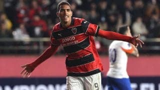 横浜FMと次戦対決の浦項が直接FK弾など計4発！ ブラジル人トリオ揃い踏みで山東下し2勝目【ACLE】