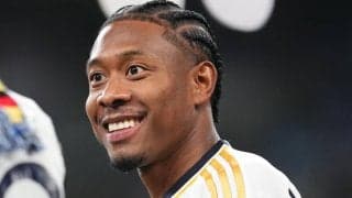 約1年間離脱のレアルDFアラバがボールトレーニング再開！ 年明け復帰の予想は変わらず