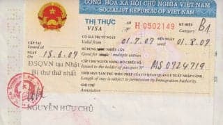 アジア杯を懐かしんで｢ハノイ庶民街｣へ、警告を無視して食べた｢フォーの上のパクチー｣【情報省の女性官僚が｢野菜は食べないで｣警告】(2)