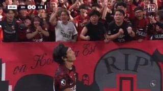 「死ぬほど泣いた」原口元気の復帰後初ゴールに涙「おかえり」“浦和の漢”が全速力で走り込み“J1残留”を決定づけた一撃