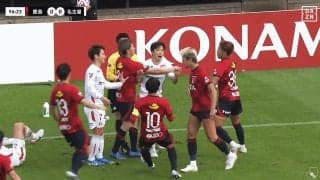 激怒！ 稲垣祥が鈴木優磨に“鬼の形相”で突進→胸ぐらを掴んだ一部始終「手を出したから報復行為では？」一触即発の騒ぎに