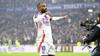 ラカゼットが今季限りでリヨン退団へ…決勝点挙げたダービー後に「これがホームで最後のデュルビ」