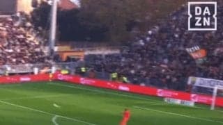 半端ないって！ 鈴木彩艶、“70mピンポイントパス”に感嘆の声「もしや世界一じゃね？」「やっぱりロングフィードおかしいよ」