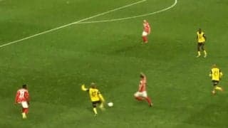 はっや！ マインツ佐野海舟、“超加速の回収”が大反響「ビーストだ」「初速はやすぎる」ドルトムント10番を完封した瞬間