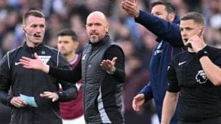 「VARは関与すべきではなかった」テン・ハグ解任の引き金となったPKは誤審…審判の責任者が見解「PKではない」…主審はクロップを侮辱したと話題の人物