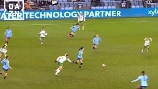 うまっ！ 長谷川唯、女子CLでもレベチ！ 完璧すぎるインターセプト→華麗ターンで相手プレスを無力化した瞬間