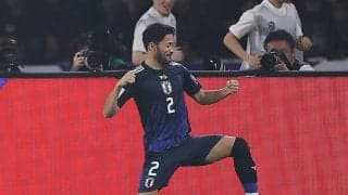 「スタメンに自分の名前がなくて悔しかった」最終予選でやっと出番、悔しさ胸に強烈な一撃を決めた菅原由勢「全員に感謝したい」