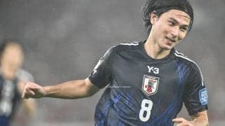 「むっっっちゃカッコいい」日本代表MF南野拓実の雨を切り裂く電光石火のゴールにファン大興奮！「動き出しからゴールまで完璧」「何回見ても上手すぎるw」の声