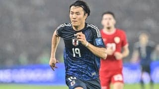 【上田綺世不在のFW陣はインドネシア戦で何をもたらしたのか(1)】先制オウンゴール誘発の小川航基が示したストライカーの嗅覚。頭角を現す27歳のストライカーはエースFWになれるか
