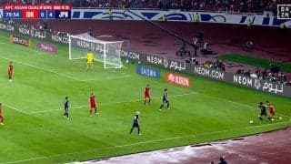 遠藤航、インドネシア代表に完全デュエル勝利！「あんなに寄せられたら辛いよな」ライン際まで追いつめて容赦なくボールを強奪した瞬間