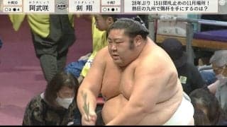 体重165キロの巨漢を軽々「持ち上げた」…力士の“怪力っぷり”に館内騒然「浮いた」「ふみやをクレーンw」