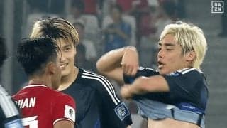 狙ってたな？ 伊東純也への“ユニホームおねだり”が爆速すぎる！「ちゃっかりゲット笑」「真っ先に申し込んでかわいい」インドネシア代表DFに脚光
