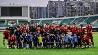 「修学旅行感みたい」「めちゃめちゃ楽しい男子校のノリ」日本代表27人が乗ったチャーター機内の「仲良すぎショット」が大反響！ 仲良しペア2組の“席順”も「兄弟みたい」の声