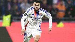 ユベントス、財政問題抱えるリヨンの万能型FWに関心か？