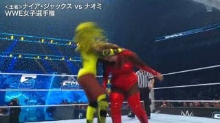 「えっぐ…」“大女”レスラーが空中で頭突き！ ファンも“ドン引き”の頭突き炸裂「衝撃音ヤバい」