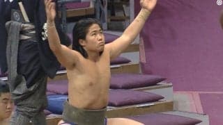 16歳、68キロの“天才”小兵…相手を“秒”で土俵の外へ 瞬殺の妙技に「お見事」「さすが天才」