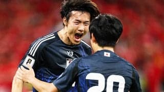 サッカー日本代表にとって「狭いピッチ」は不利だったのか　佐藤寿人がアウェーで感じた利点とは？