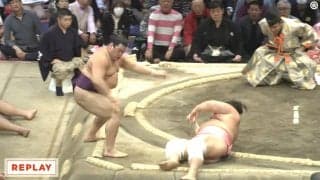 大相撲中継で人気俳優が“お口あんぐり” 白熱の一番でカメラが捉えた面白リアクション 「そりゃ、そうなる」共感の声続々