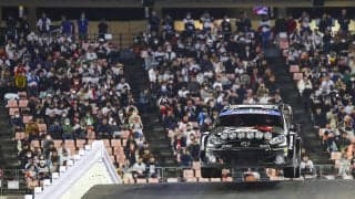 WRCジャパン：ラリージャパン開幕、トヨタは最初のステージを3、4、5番手で発進