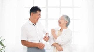 「笑うこと」は体に良いってホント？笑いの精神的な効果とは