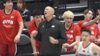 どこ見てんだよ！ “まさかの判定”に「そりゃキレる」 ホーバス監督も叫んだ… 完璧ブロック→違反行為に「これは厳しい」