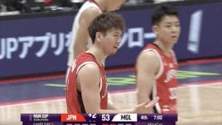 もうワケわからん！ 比江島慎に“想定外のハプニング”「どうした？」 “謎のファウル”に… 場内騒然「ちょっと待て」「なんで？」