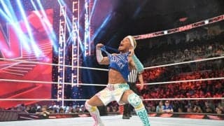 「後楽園ホールかと思った」日本ファン大熱狂の“胸熱”対戦が実現！「たった３分なのにめちゃくちゃ面白い」