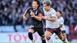 「アイデアすご！」「レベルたっか」天皇杯決勝での神戸&G大阪の「ハイレベルなコレオ対決」が大反響！ 国立競技場の“サポーター泣かせ空間”の活用術に「遊びごごろ」「センスのある」の声