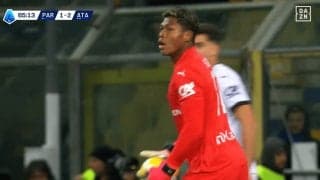 驚愕！ 鈴木彩艶、50m超の“精密パントキック”がエグい！「美しすぎる」「飛距離がヤバい」「日本代表でも使わないともったいない」