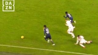 まるで三笘薫？ 田中碧に絶賛の嵐！ 鋭い縦突破→絶妙アウトサイドパスで劇的決勝ゴールを演出した瞬間「クレイジーだ」「視野の広さと精度に脱帽」