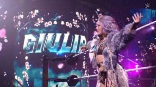 日本人女子スーパースターが堪能な英語を披露！ デビュー直後から超人気「私がアイアンサバイバーになるわ！」