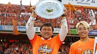 J2優勝＆J1昇格の秋葉忠宏監督が来季も続投！「引き続き熱い熱い後押しをいただけますと嬉しいです」