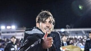 元スペイン代表MFダビド・シルバが横浜で1G2A！ 圧巻の活躍を見せた試合後に「ユニフォーム交換をした元日本代表MF」とは……Jと世界のスター選手が特別マッチで激突