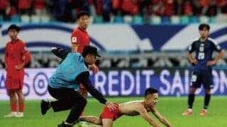 中国vs日本でピッチ乱入の男性…10日間の拘留、罰金200万円超などを科される