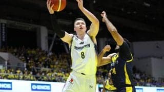 SR渋谷が堅守を発揮し10勝目…比江島16得点も宇都宮の連勝12でストップ