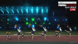 ポンポン絵文字がかわいい！“名物”チアは何を描いた？華やかパフォーマンスでファン魅了「踊りながら笑顔ってすごい」「かっこいいな」