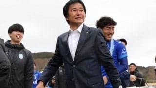 沼津が中山雅史監督の続投を発表！ 2年目の今季は昇格PO進出争う「熱い情熱・魂を持って共に闘ってください」