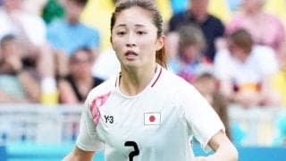 ｢TDLだったら大変｣長谷川唯ら世界ベスト11候補2人と離脱中の清水梨紗ら最強なでしこ4人組が“耳カチューシャ”姿｢まさにパリピ｣｢みんな可愛い｣パリ満喫ショット