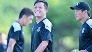 【記者が遠征先で見た「川崎・鬼木達監督の素顔とプロ魂」(1)】バンコクで微塵も見せなかった父親の逝去の影響。感動的な再会とつらい別れを同時に迎えたACLの48時間