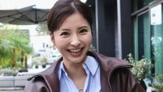 ｢美の暴力｣｢たまりません｣日本代表・堂安律の美人妻｢また日本でね～｣パリ日帰り2ショット、雰囲気ガラリの“フェミニン前髪”に絶賛の声
