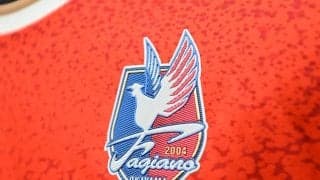 「勝利への気持ちがこもった素敵な字」J1昇格PO決勝へ挑む岡山の合言葉『全員で勝つ！』の筆文字ユニフォームに反響！「カッコよすぎる」「商品化して欲しい」の声