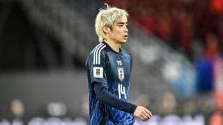 「爆速独走カウンター発動」Sランス伊東純也の“股抜き→ワンツー→高速ドリブル”圧巻の約50mぶち抜きカウンターに脚光！「ファウルでしか止められない」の声