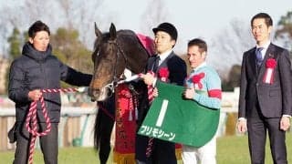 兄弟も高額馬揃いの超良血3億円馬 中3週で変わり身見せC.ルメール騎手を背に初勝利なるか