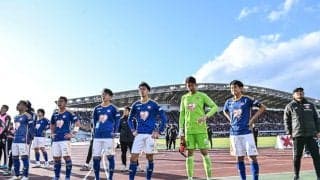 「これだよな、これこそがJリーグのあるべき姿だろ」J1昇格に失敗したJ2仙台の選手に向けた「試合後のサポーターの熱い行動」が感動を呼ぶ！「この映像見てると何か泣けてくる」の声