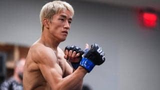 【UFC】朝倉海、試合直前に兄・未来とウォーミングアップ……フライ級1位や平良達郎も現地観戦　歴史的一戦まであとわずか