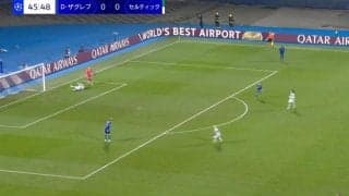 ウソだろ！？ 古橋亨梧、超加速“ギアチェンジ”2連発→鬼プレス＆強烈スライ炸裂「速っ！」 相手守備陣の様子がおかしくなる