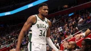 ベスト4が出そろうNBAカップ…リベンジ誓うバックスを支える”無敗の男”たち