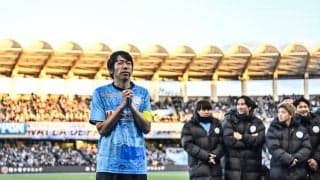 「企画力すごい」「まじ爆笑したw」中村憲剛の引退試合での「家長昭博＆谷口彰悟のまさかの姿のサプライズ」がすべての涙を笑いに変えた！「イケメンの使い方がひどいのよ…」の声