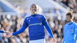 「エグいトラップ」「鳥肌立った」小野伸二の久々ピッチでの「神トラップ→ヒールシュート」の「オシャレ過ぎゴール」が大絶賛！ 本田圭佑とのコンビネーションに「相変わらず天才」の声